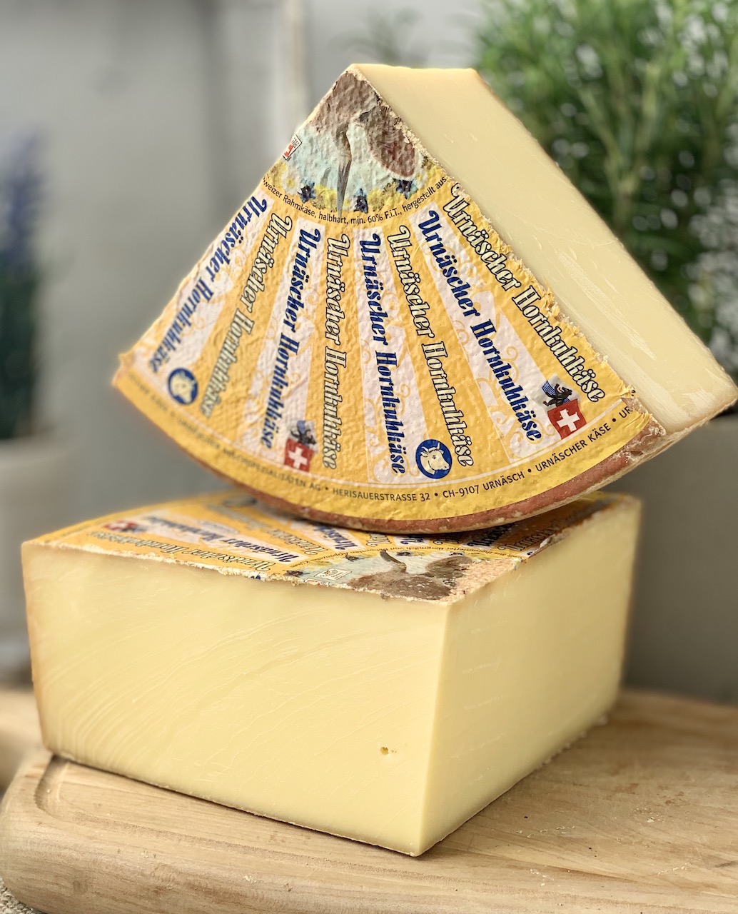 URNÄSCHER HORNKUHKÄSE - Schnittkäse aus der Schweiz