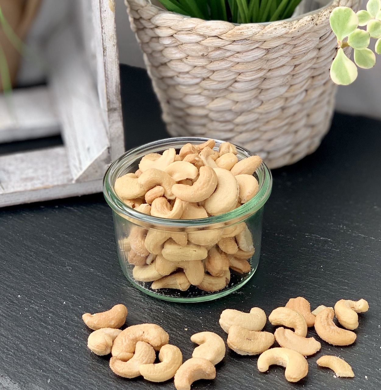 CASHEWKERNE GERÖSTET - gesalzen oder pur