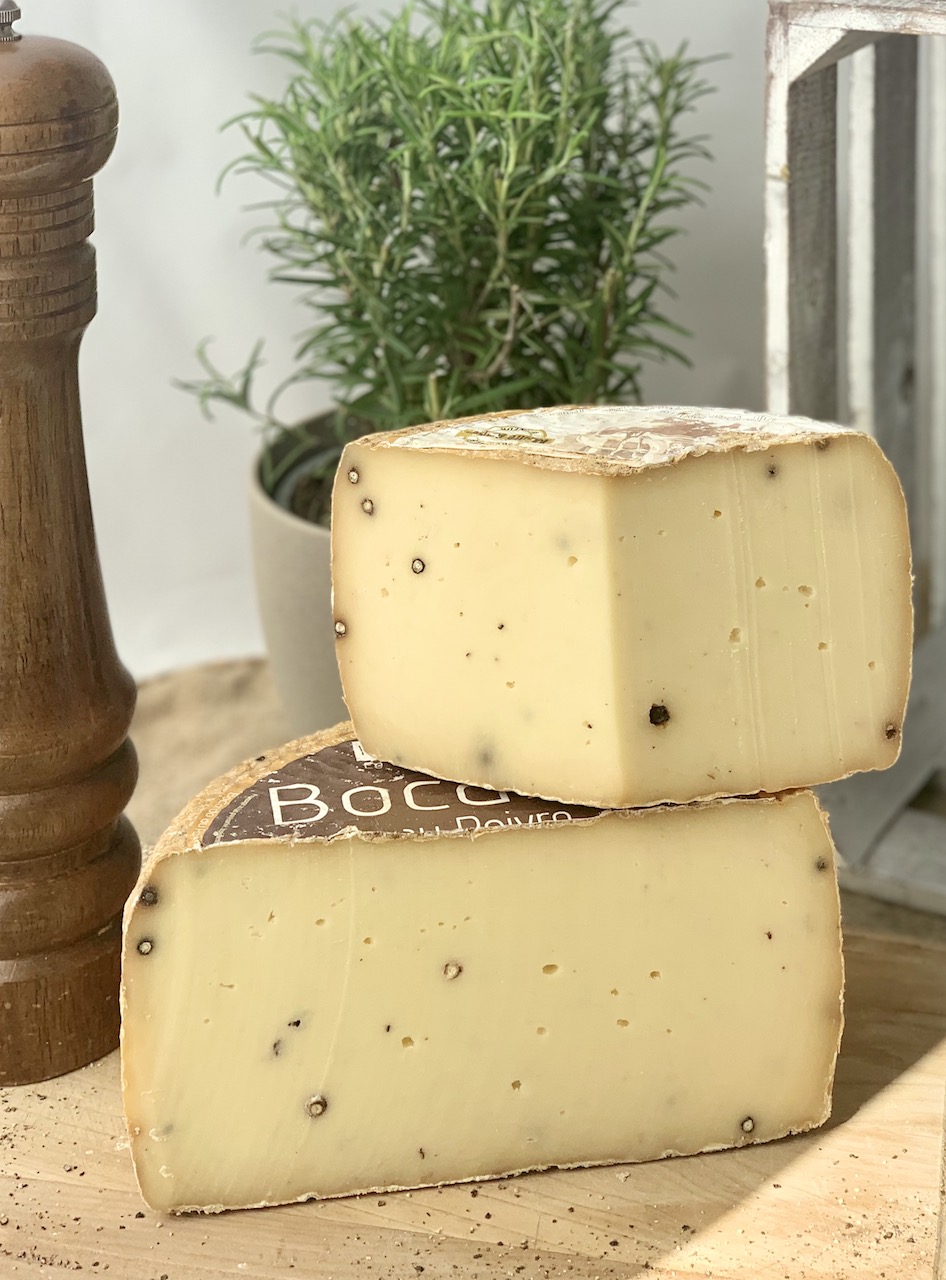 BOCARDO - Hartkäse mit Pfeffer aus Frankreich