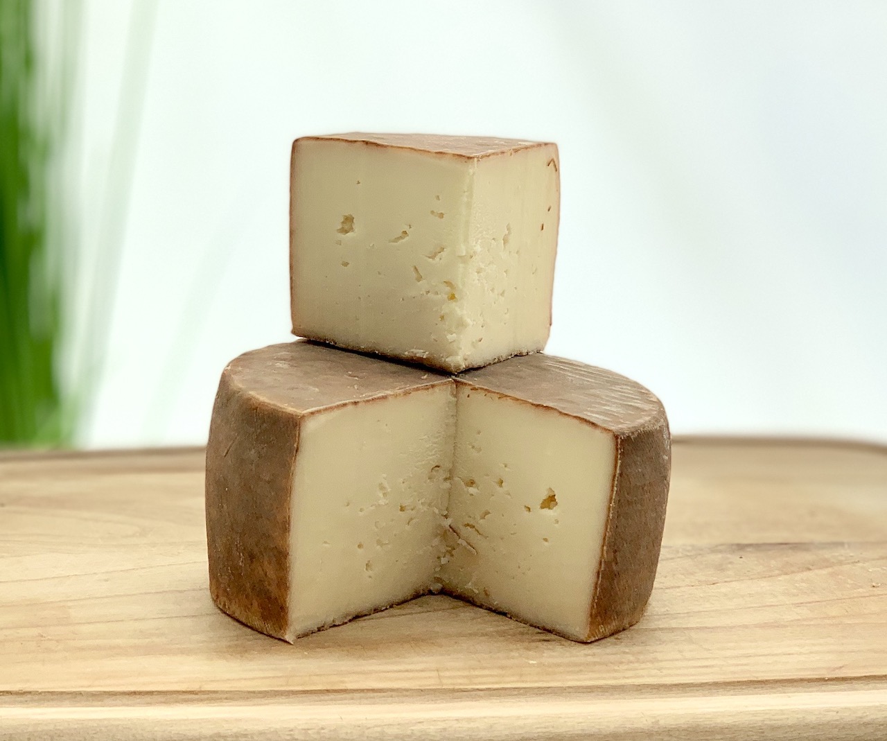 ECHOURGNAC - Halbhartkäse mit Walnusslikör gereift