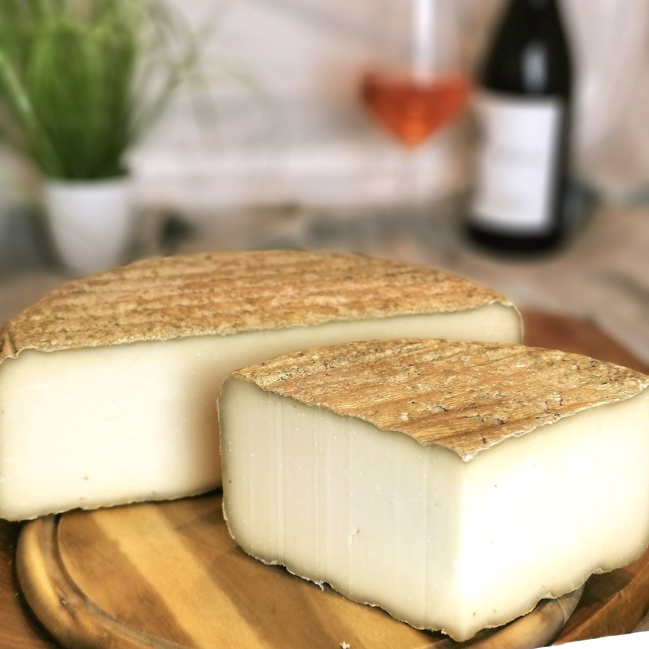 ONDUA - Hartkäse aus Schafs- und Ziegenmilch